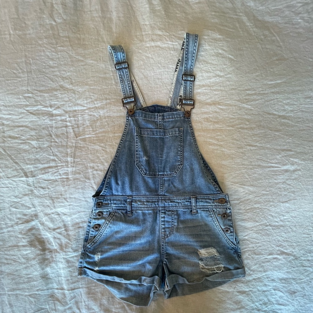Jean short overalls. Size 25.